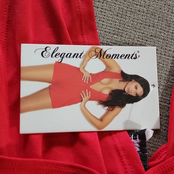 Red Rumper - Picture 2 of 4